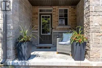 201 WESTBANK Trail Unit# 34 Stoney Creek, Ontario