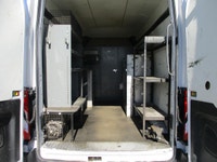 V6 ,High Roof ,148 inch wb ,auto ,air ,cruise, tilt ,pw ,pl, Bluetooth media center radio, rear ac/h... (image 7)