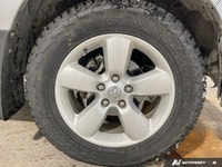 This Ram 1500 Classic boasts a Regular Unleaded V-8 5.7 L/345 engine powering this Automatic transmi... (image 8)