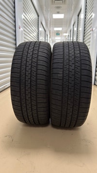 80% tread. 225/45 R18 All-season Tires Goodyear Mississauga / Peel Region Toronto (GTA) Preview