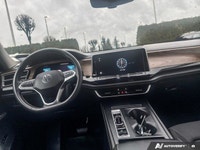 This Volkswagen Atlas boasts a Intercooled Turbo Regular Unleaded I-4 2.0 L/121 engine powering this... (image 9)