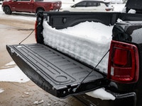 Welcome to Barrie Dodge Chrysler Jeep. LIMITED LEVEL 1 EQUIPMENT GROUP -inc: Active Lane Management... (image 7)