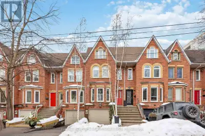 576 ONTARIO STREET Toronto (Cabbagetown-South St. James Town), O