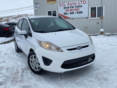 2012 Ford Fiesta * No Reported Accidents*