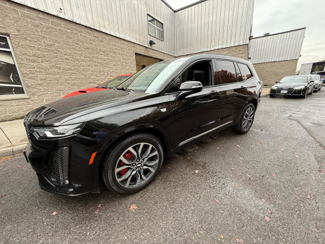 2023 Cadillac XT6 AWD Sport LOW KM!! PANO ROOF, BOSE AUDIO, LOAD in Cars & Trucks in Ottawa - Image 4