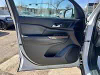 **WE WILL BEAT ANY DEALER IN THE CITY** Awards: * IIHS Canada Top Safety Pick with optional front cr... (image 4)