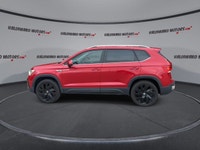 Power Driver's Seat, Leather Seats, Lane Departure, Heated Steering Wheel, Heated Seats - Front, Fac... (image 4)