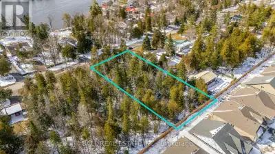 Vacant Building Lot in the Heart of Bobcaygeon - Steps from Sturgeon Lake! Build your dream home or...