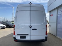 Ask for the Internet Department for more information or book your test drive today! AMVIC Licensed D... (image 3)