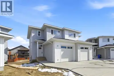 Quality built by Valley Mountain Homes, these brand new duplexes are located on a close on a big bea...