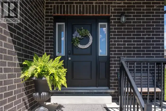 51 CRAB APPLE Court Wellesley, Ontario in Houses for Sale in Kitchener / Waterloo - Image 6