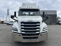 2020 FREIGHTLINER NEW CASCADIA PX12664 Tandem Axle Tractor - Automatic transmission-52000 GVW. 2020... (image 1)