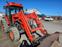 2006 Kioti DK65C Cab Tractor and Loader - Financing Available!
