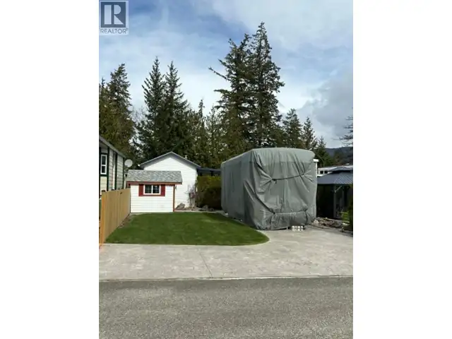 667 Waverly Park Frontage Road Lot# 24 Sorrento, British Columbi in Land for Sale in Kamloops - Image 2