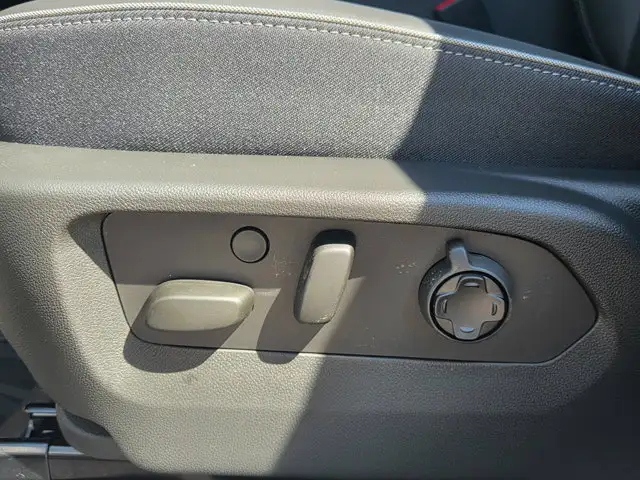 2026 Buick Envision Avenir- Bose Sound - Panoroof - Demo/Used in Cars & Trucks in Barrie - Image 20