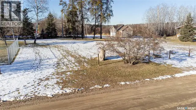 8 Main STREET Pierceland, Saskatchewan in Land for Sale in Meadow Lake - Image 7