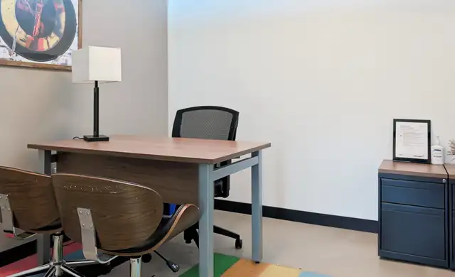 Office space for rent for 5 persons in Keele Street Vaughan in Commercial & Office Space for Rent in City of Toronto - Image 17