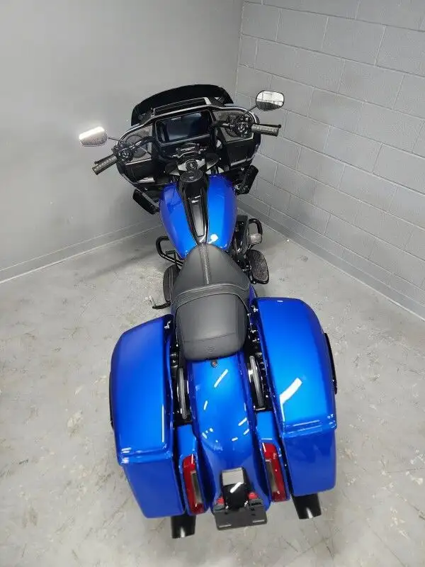 2024 Harley-Davidson Road Glide in Street, Cruisers & Choppers in Oshawa / Durham Region - Image 6