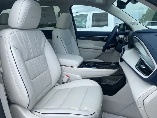 2026 Buick Enclave Avenir in Cars & Trucks in Brandon - Image 3