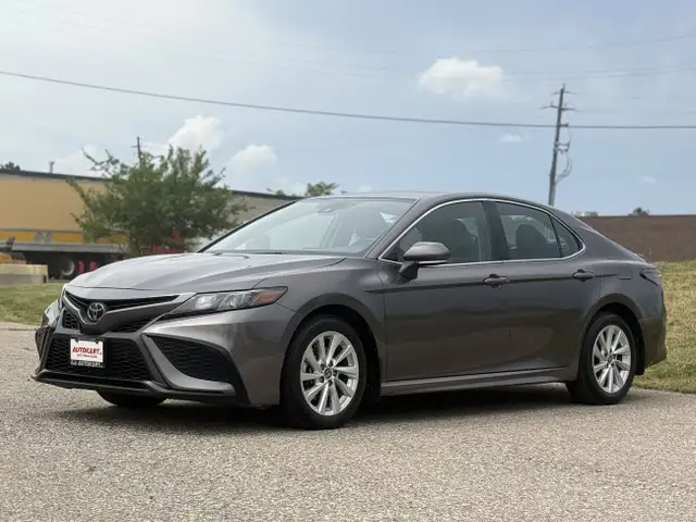 2023 Toyota Camry SE Auto in Cars & Trucks in Mississauga / Peel Region - Image 4