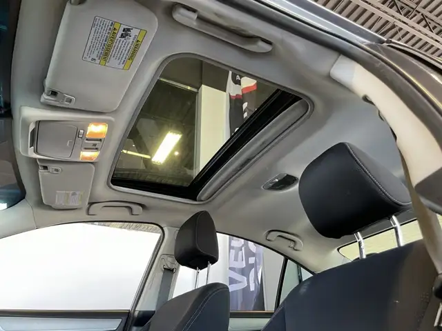 2016 Subaru Legacy 2,5i avec Groupe tourisme in Cars & Trucks in City of Montréal - Image 21