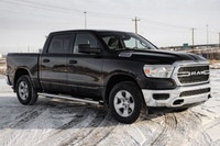 3.55 REAR AXLE RATIO,ENGINE: 3.6L PENTASTAR VVT V6 W/ETORQUE (STD),GVWR: 3 129 KGS (6 900 LBS) (STD)... (image 4)