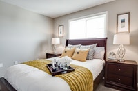 Broadstreet's Vista Pointe offers 1, 2, and 3 bedroom pet friendly apartments for rent, set in the h... (image 1)