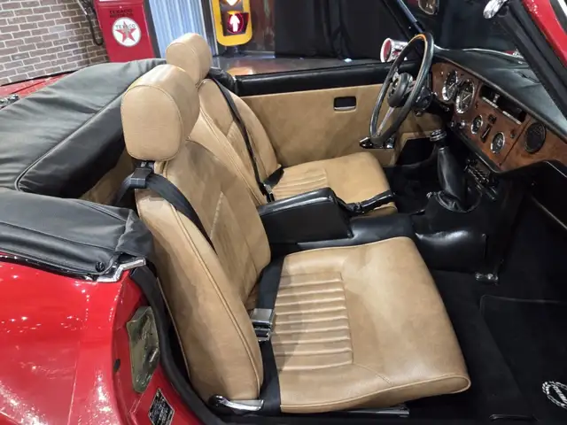 1973 Triumph Spitfire Overdrive in Classic Cars in Thetford Mines - Image 32