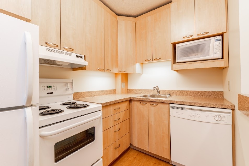2235 Portage Ave- 2 Bedroom 3