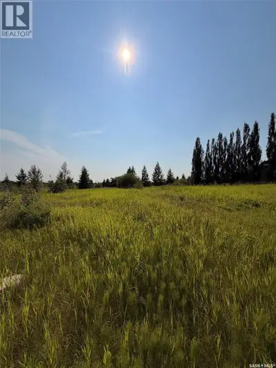 Prime Lot in Northern Meadows Golf Club Subdivision Discover the perfect canvas for your dream home...