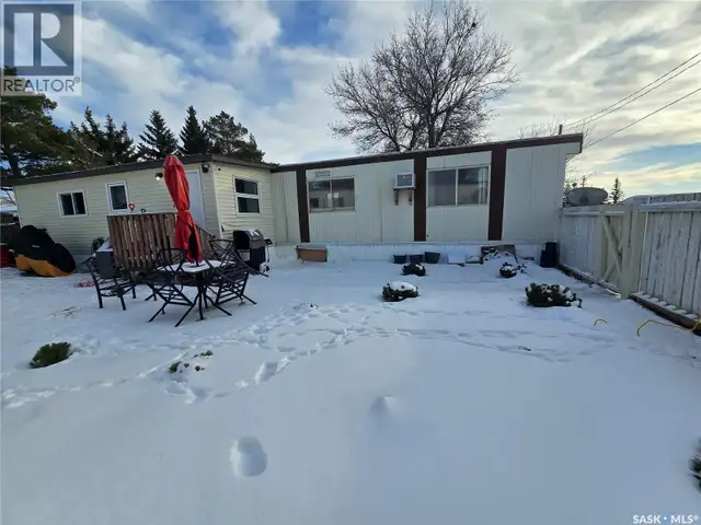 105 Larch STREET Caronport, Saskatchewan in Houses for Sale in Moose Jaw - Image 36