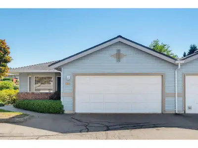 Downsize without sacrificing space to our newest listing in 55 + Garden Terrace! Offering almost 150...
