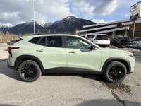 AMVIC Licensed Dealer STOCK # 77021995 AMVIC LICENSED DEALER The 2026 Chevrolet Trax ACTIV FWD blend... (image 9)