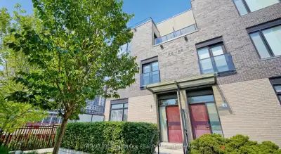 Price: $839,000 / $3,183/mo A Must See Home! End-unit Townhouse in the Heart of Mississauga! Welcome...