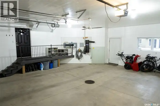 15 Broadway STREET S Redvers, Saskatchewan in Houses for Sale in Regina - Image 4