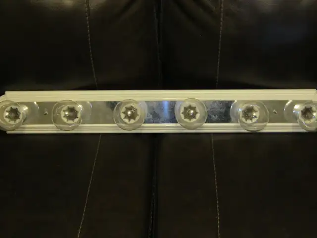 BATHROOM LIGHT FIXTURE in Indoor Lighting & Fans in Ottawa - Image 4