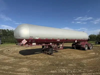 1998 All Trailers canada LGP tandem tank trailer, 45424 L capacity, 4in. Blackmer hydraulic pump, BA...