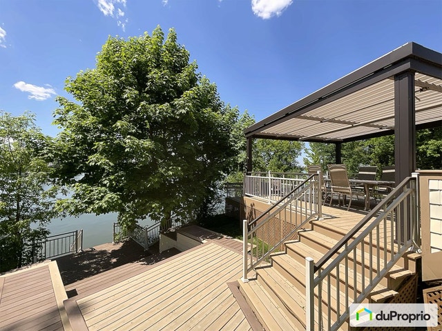 $939,000 - Bungalow for sale in St-Denis-sur-Richelieu — photo 2