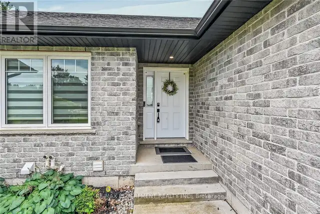 7 - 1874 WINDHAM ROAD Norfolk, Ontario in Houses for Sale in Norfolk County - Image 4