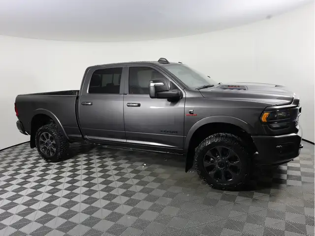 2023 Ram 3500 CREW CAB NIGHT EDITION | POWER SUNROOF | 4X4 in Cars & Trucks in Calgary - Image 6