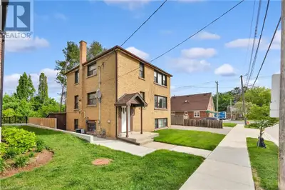 102 SYDNEY Street N Unit# 2 Kitchener, Ontario