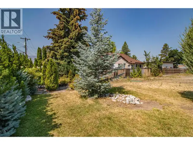 105 Lee Avenue Penticton, British Columbia in Land for Sale in Penticton - Image 9