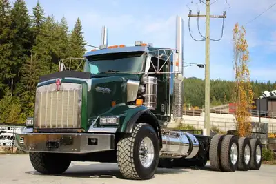 2019 Kenworth T800 Extended Day Cab Tri Drive X15 565HP Stock #:5298 Exterior Colour: Green Engine:C...
