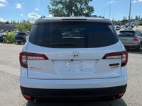 ???? FINANCING AVAILABLE DRIVE HOME TODAY! ???? Looking for a stylish, fuel-efficient, and affordabl... (image 3)