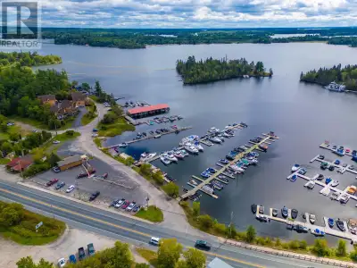 Change of Latitude Marina, Located on Lake of the Woods Looking for a new business venture? This pre...