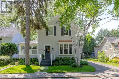 Nestled in Southeast Oakville, this beautifully renovated heritage home on Palmer Avenue offers time...