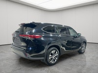 ADAPTIVE CRUISE CONTROL, LED HEADLIGHTS, BLIND SPOT MONITOR, HEATED FRONT SEATS, CROSS-TRAFFIC ALERT... (image 7)