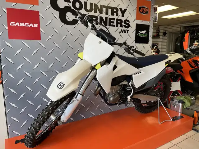 2019 Husqvarna Motorcycles FC 450 in Dirt Bikes & Motocross in Grand Bend - Image 3