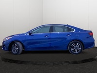 This Kia Forte has a dependable Regular Unleaded I-4 2.0 L/122 engine powering this Variable transmi... (image 1)
