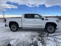 AMVIC Licensed Dealer Stock # CU133662A AMVIC LICENSED DEALER The 2023 GMC Sierra 1500 Denali Ultima... (image 9)